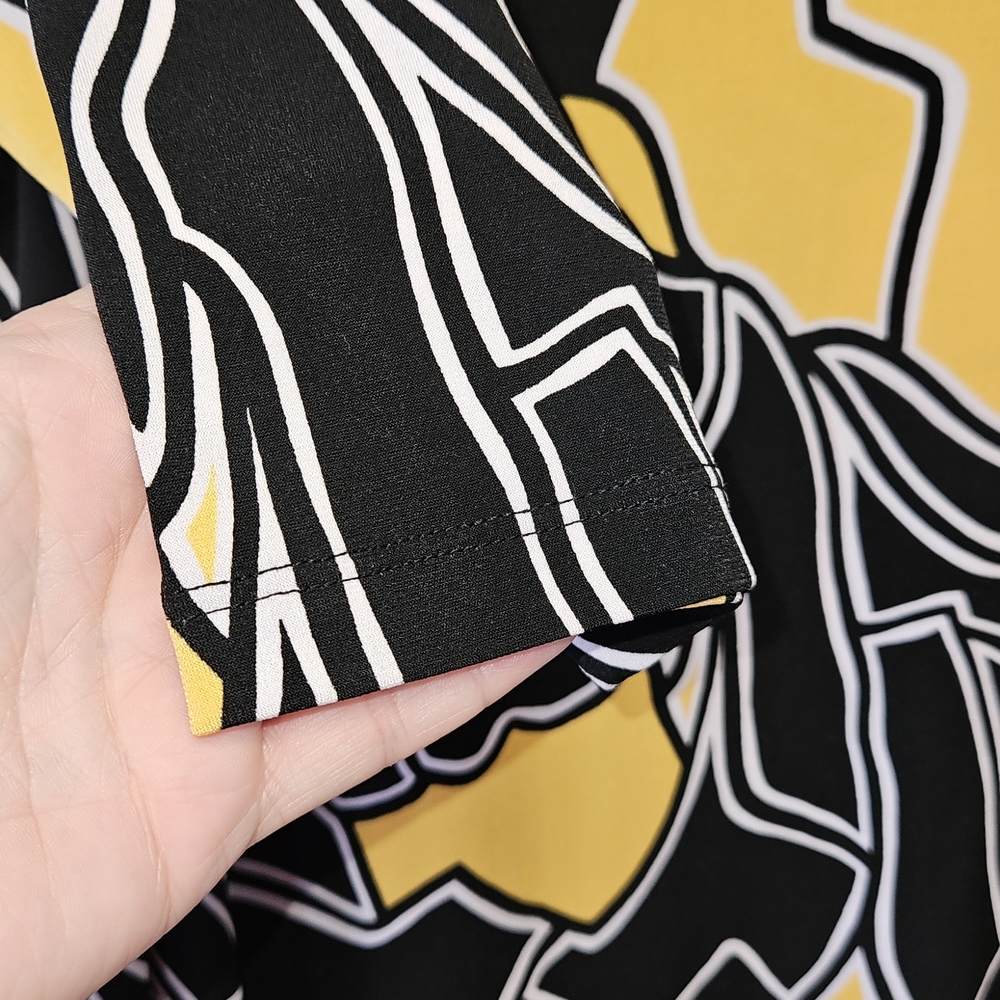 Susan Graver Black and Yellow Floral Tunic 2X - Picture 3 of 8